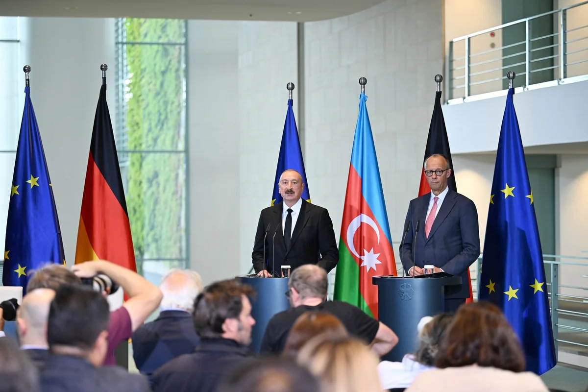 Prezident İlham Əliyev və Federal Kansler Fridrix Merts mətbuata bəyanatlarla çıxış ediblər - YENİLƏNİB-3
