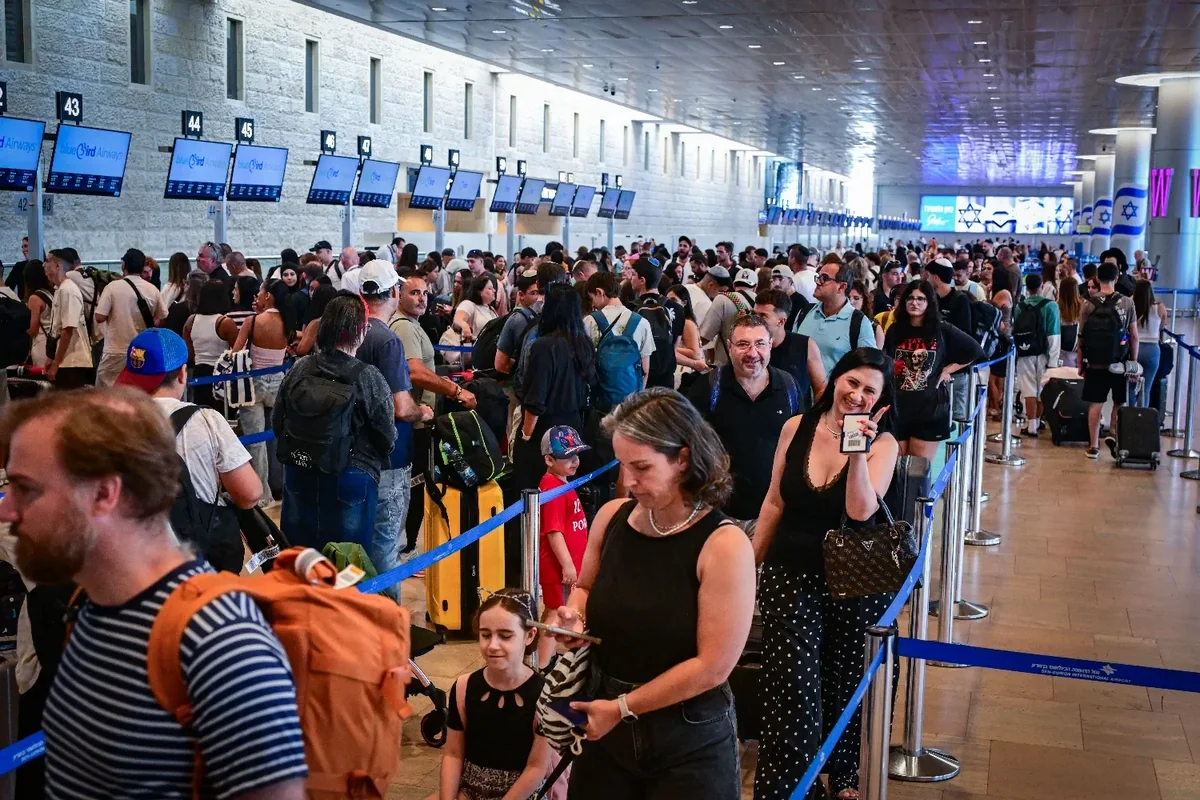 Ben-Qurion aeroportunun işçiləri tətil edirlər