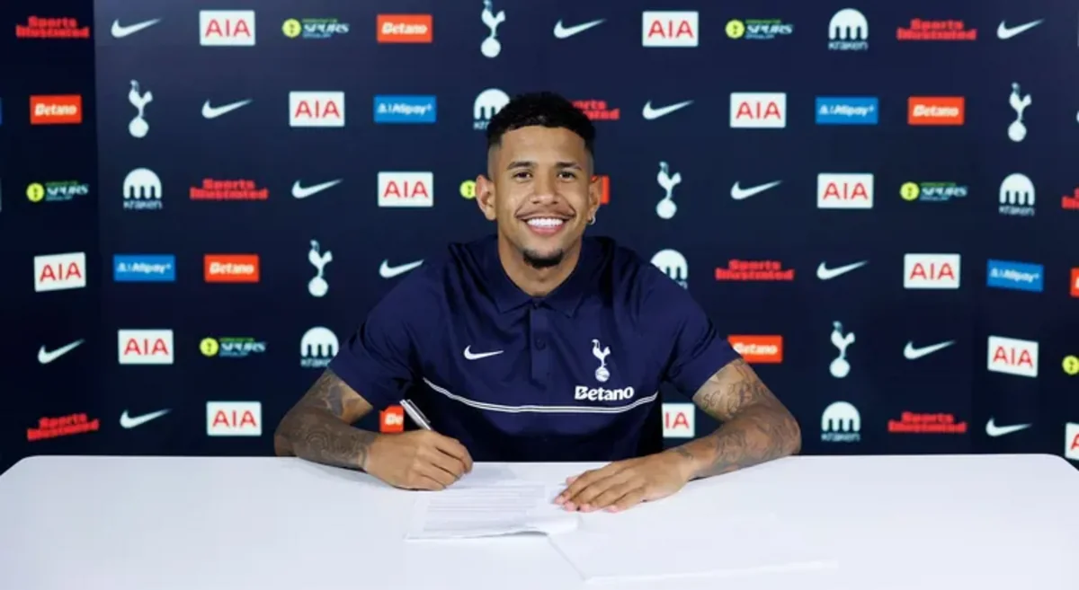 "Tottenhem" "Mançester Siti"nin futbolçusu Savinyonu transfer edib