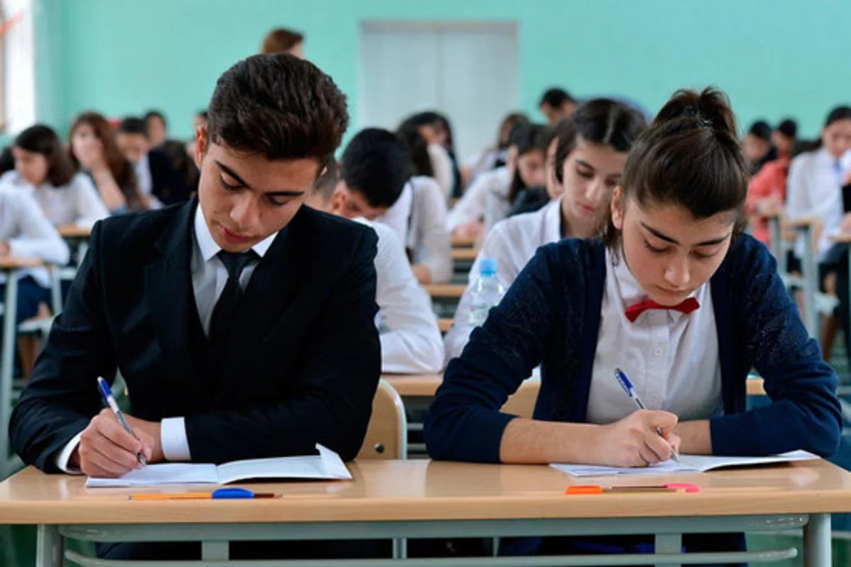 10-cu sinif şagirdləri üçün elektron yerdəyişmə prosesinə başlanılır