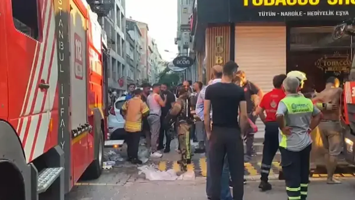 Türkiyədə hoteldə yanğın olub, 12 nəfər xəsarət alıb