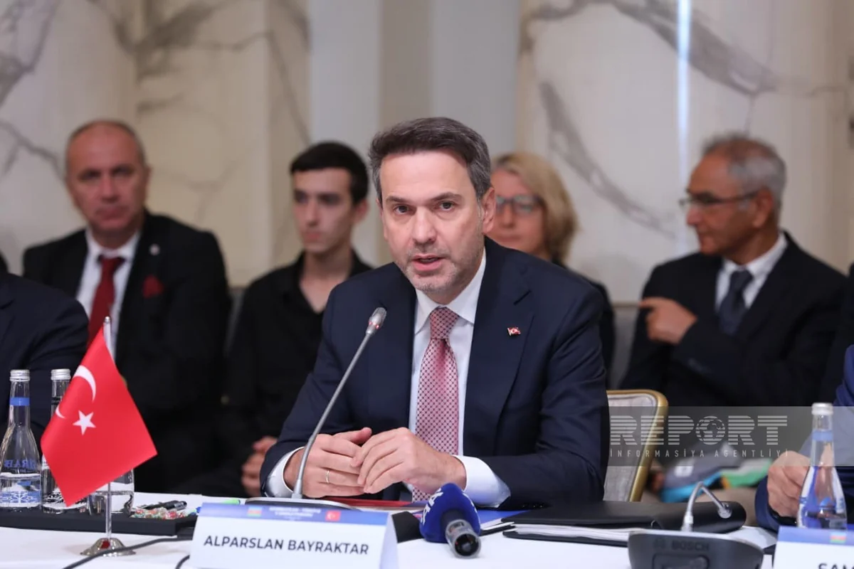 Alparslan Bayraktar: "Türkiyə-Azərbaycan-Naxçıvan İnterkonektor Layihəsinin icra mərhələsinə keçidi yaxınlaşır"