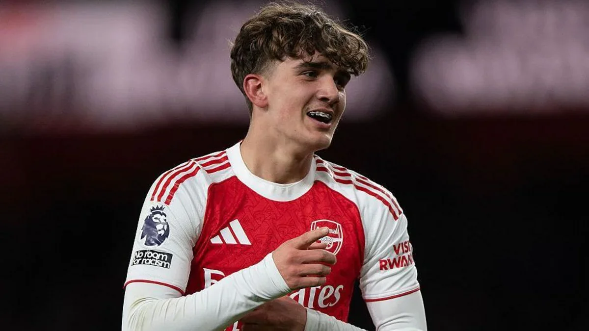 "Arsenal"ın futbolçusu Maks Dauman Runi və Fabreqasın rekordunu təkrarlayıb