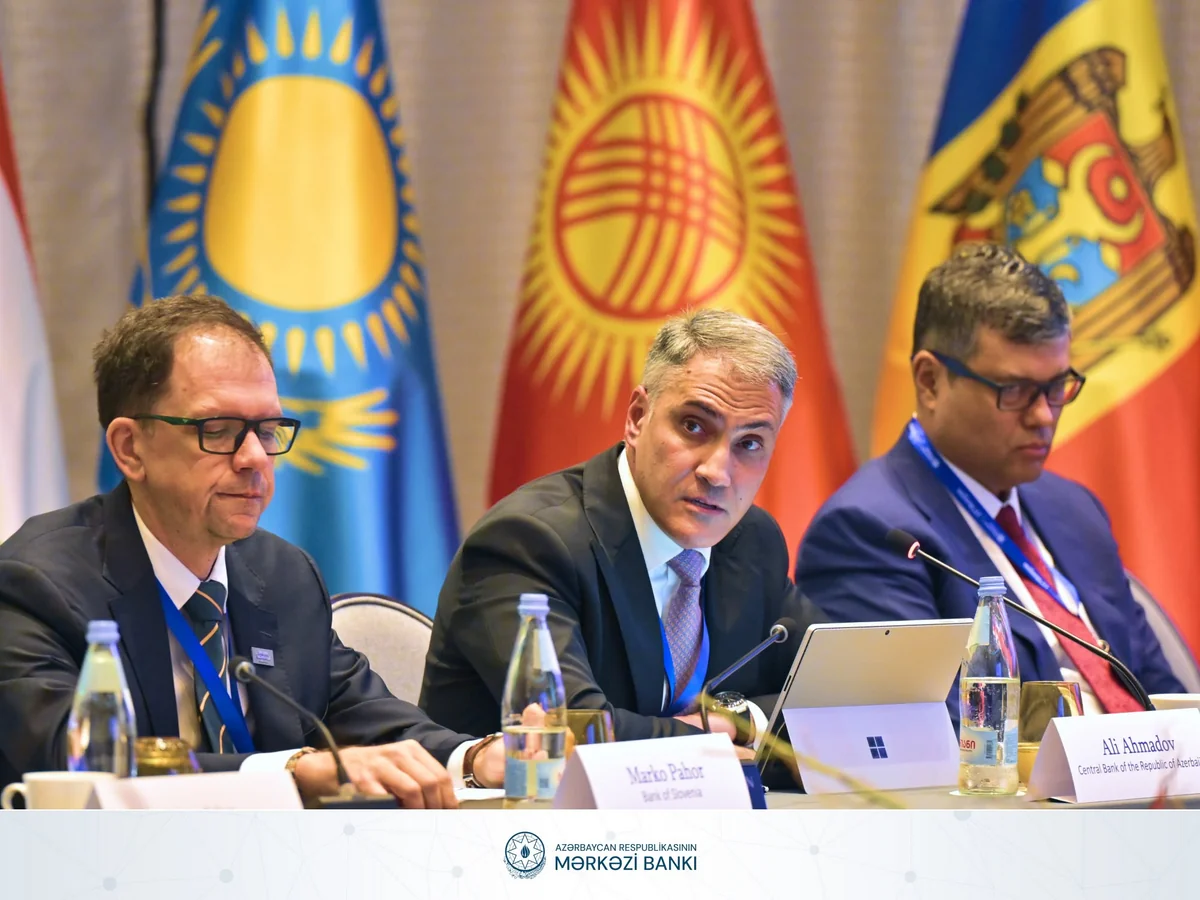 Azərbaycan regional mərkəzi bank sədrlərinin dəyirmi masasında iştirak edib