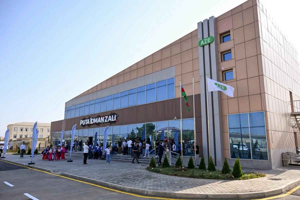 Puta qəsəbəsində idman zalı və minifutbol meydançasının açılışı olub