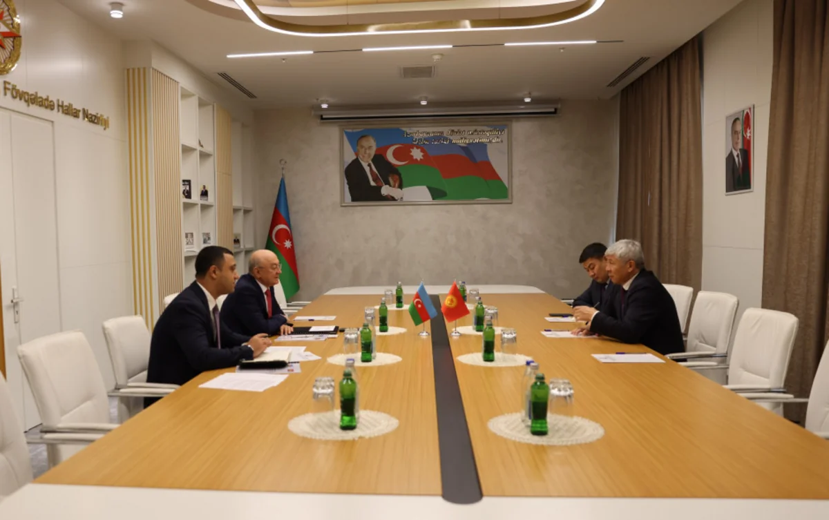 Kəmaləddin Heydərov Qırğızıstan səfiri ilə qarşılıqlı maraq doğuran məsələləri müzakirə edib