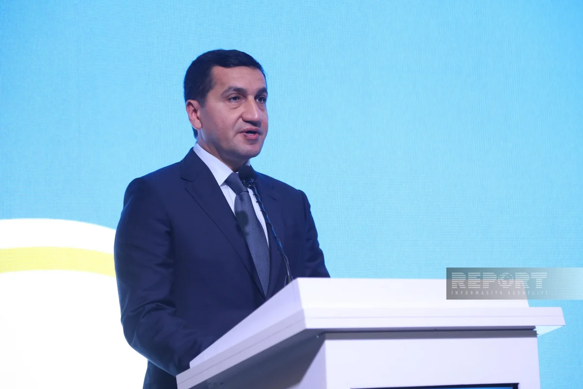 Prezidentin köməkçisi: Rəsmilər öz aralarında Azərbaycan və özbək dillərinin kombinasiyasında danışmağa çalışırlar