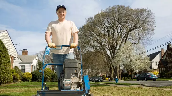 How to Prepare Your Lawn for Winter: 7 Things Experts Say You Should Do Now