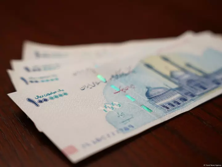 Iran releases currency exchange rates for October 18