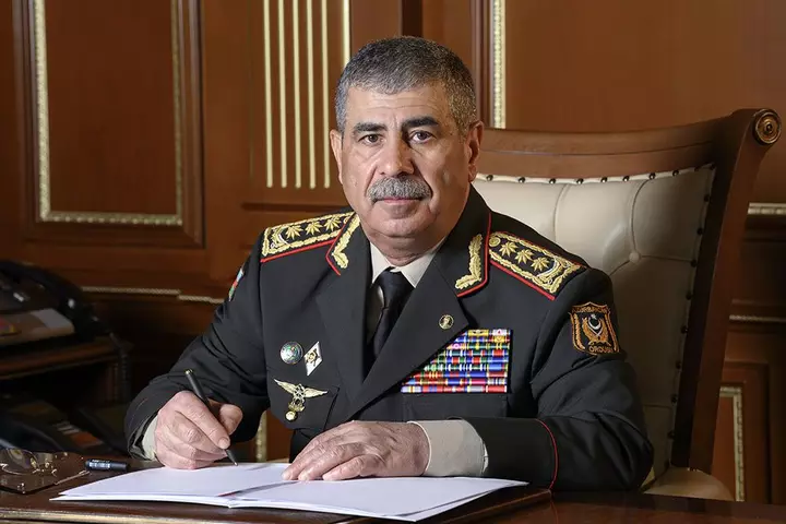 Azerbaijan's defense minister offers condolences to Türkiye over soldier killed in border incident