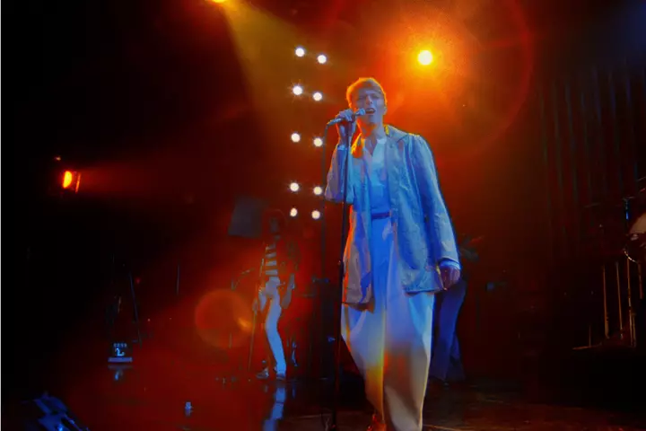 David Bowie‑un “Stage” adlı immersiv konsert təcrübəsi Brett Morgen‑dən Berlin Film Festivalında dünya premyerası ilə təqdim olunur