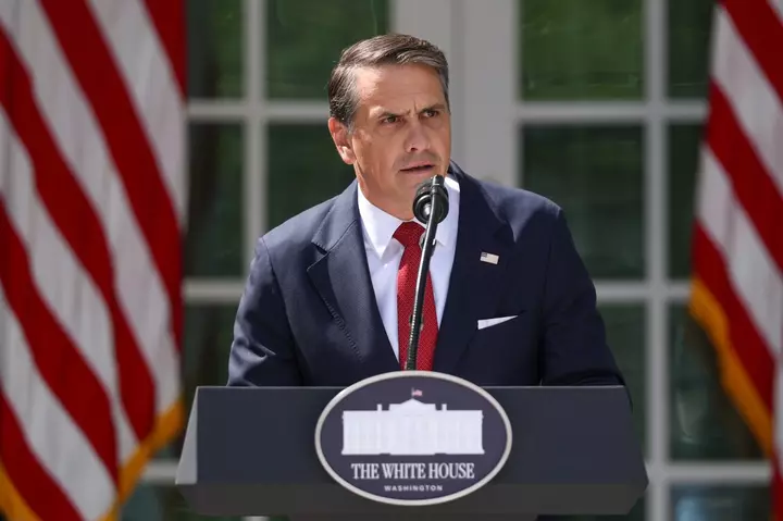 Baş nazir müavini Alaska seçki məhkəməsini müdafiə edir, Murkowski isə geri çəkilir