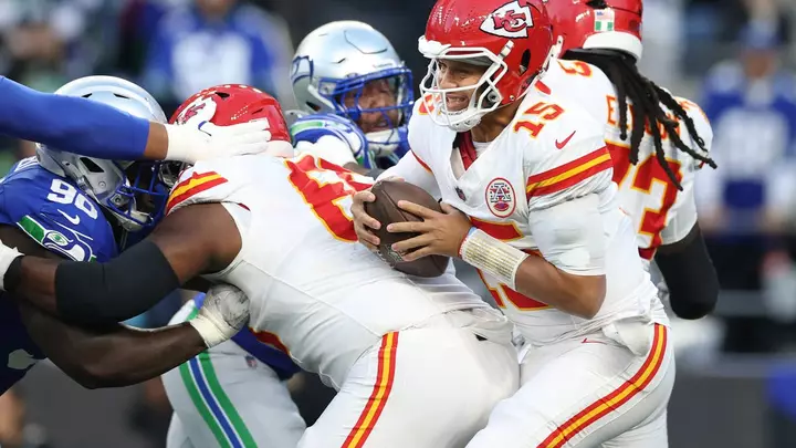 The Seattle Seahawks Hand the Kansas City Chiefs Their First Loss of the Season