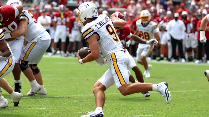 East Carolina vs. UAB prediction, odds, time: Week 7 college football Thursday picks from proven model