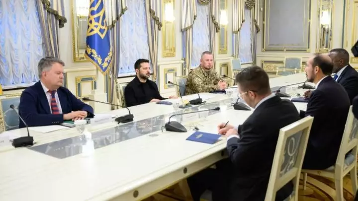Zelensky met Lockheed Martin team in Kyiv
