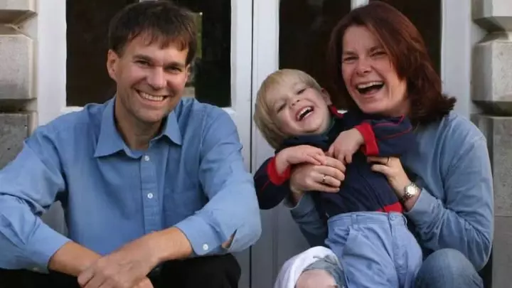 Dad Given 12 Months to Live After Cancer Spread Is Alive 20 Years Later