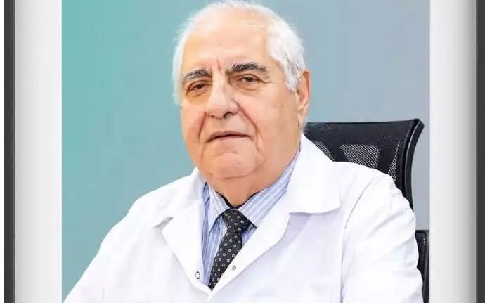 Baş həkim vəfat edib