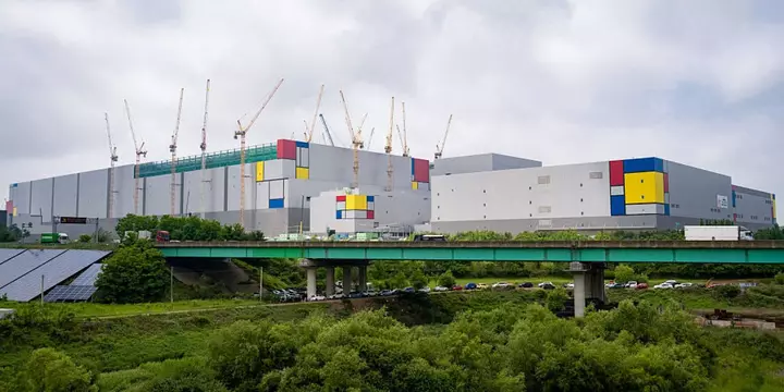 A visit to Samsung’s massive new semiconductor hub