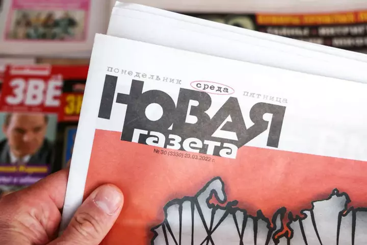 Russia's Novaya Gazeta announces closure after 33 years, citing state pressure