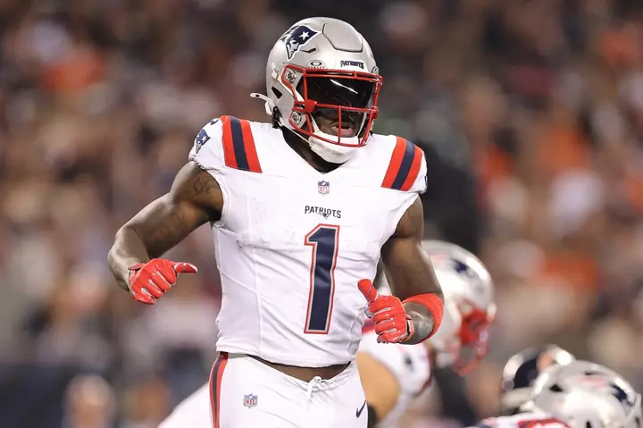 Patriots Receive Potentially Disastrous AJ Brown Injury Update: Report