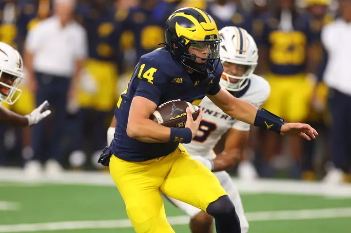 Michigan Makes Difficult QB Decision Before Rutgers Game