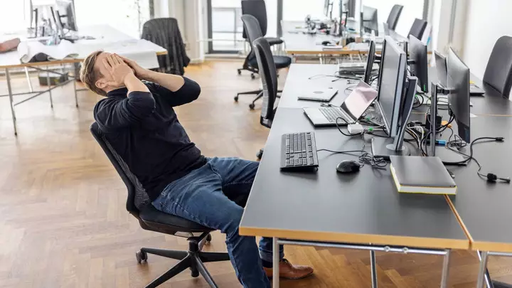 Feeling Constantly Tired? A Dietitian Reveals 3 Popular Healthy Habits Ruining Your Energy