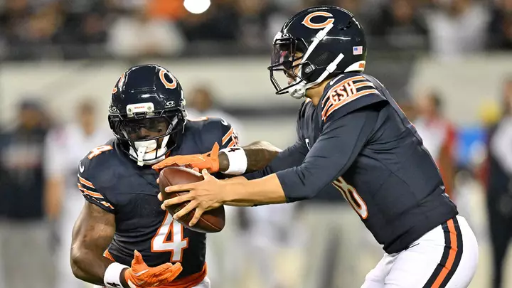 Rare NFL penalty: Bears become first team in 16 years to get flagged for illegal forward handoff