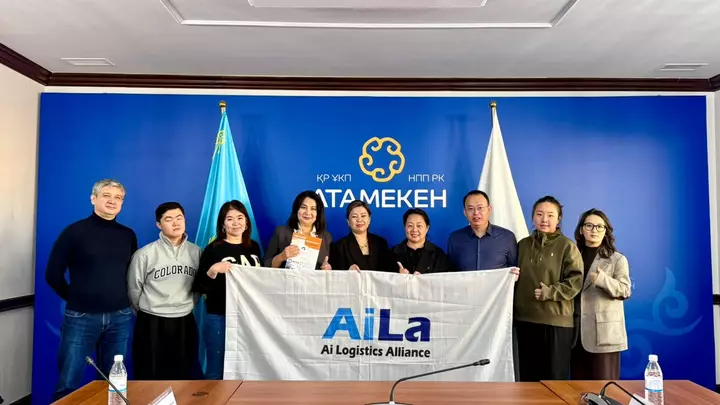 Kazakhstan, Chinese logistics companies discuss transport links