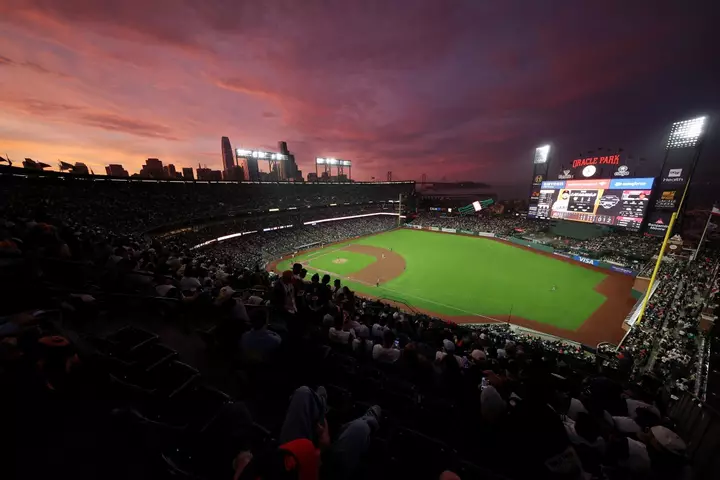 Should SF Giants Consider This Braves Pitcher Reunion After Dismal Season?