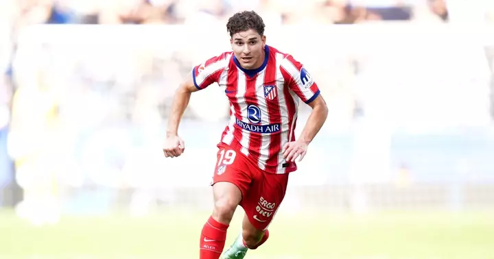Barcelona handed $670 fine for approaching Atletico’s Alvarez