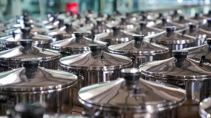 393,000 Pressure Cookers Linked to Serious Burns, but Company Refuses to Recall Them