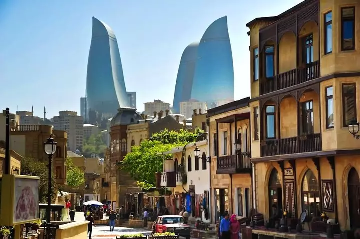 Foreign arrivals to Azerbaijan fall 6% as Gulf visitor numbers plunge