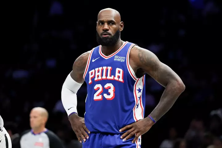 NBA Owners Urge Pablo Torre to Investigate LeBron James' Fanatics Deal: Report