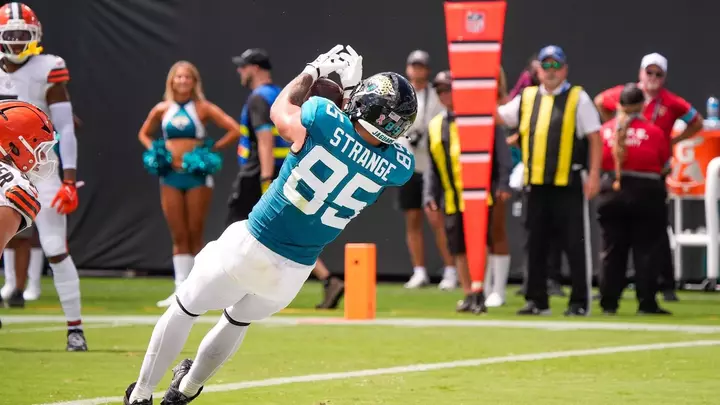 Fantasy football rankings, projections, lineups, sleepers for Week 8 from proven model