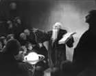 Faust icmalı – FW Murnau-nun səssiz şedevri şeytani parlaq bir vizyondur