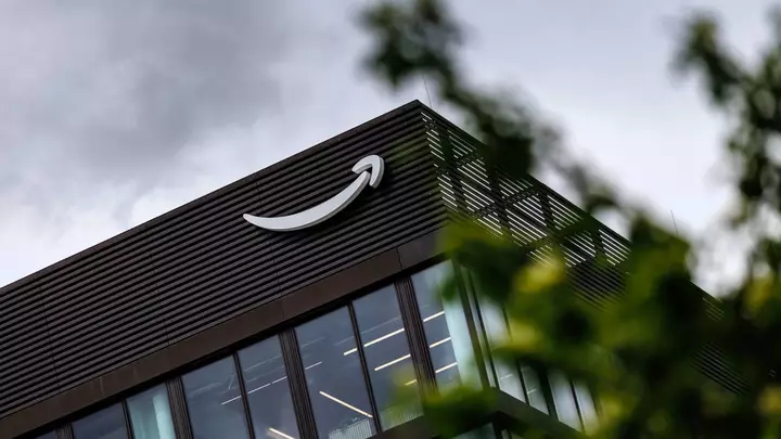 Amazon $10-a Satışda Cib Bıçağı Təklif edir