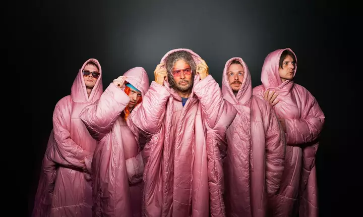 The Flaming Lips yeni albomunu “The Teardrop Throbs” açıqladı