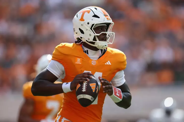 Tennessee Makes QB Decision for Alabama Game Amid Faizon Brandon Injury