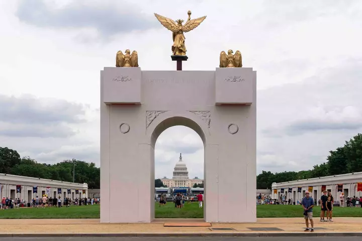 Judge Mocks Trump's Arch Security Claim as She Weighs Construction Halt