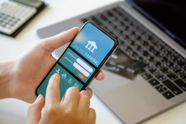 Özbəkistanın tikintiyə verilmiş seçmə bank kreditləri il ərzində 36% artdı