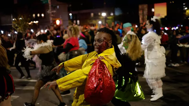 Kenny Rogers, Skeletor, and ‘Thriller’ Michael Jackson Are Among 2026’s Most-Searched Halloween Costumes