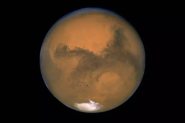 Rusty crust made Mars warm and wet