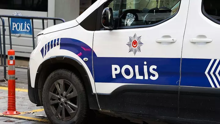 Turkey police raid opposition TV station, halting live broadcasts