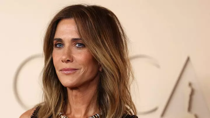 Kristen Wiig’s Comedy Featuring One of Rotten Tomatoes’ Most Memorable Movie Moments Returns to Netflix on November 1
