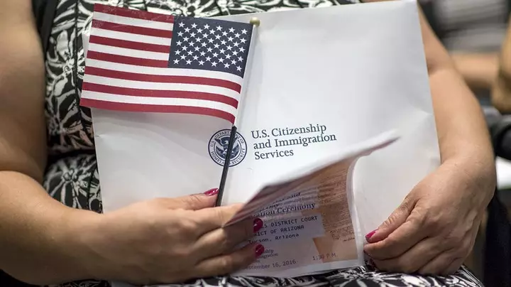 Hundreds of staged armed robberies helped thousands pose as crime victims in US immigration scam: DOJ