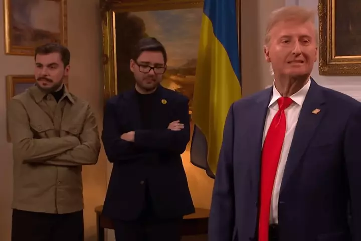 Trump Begs To Run UK In SNL Job Swap Sketch