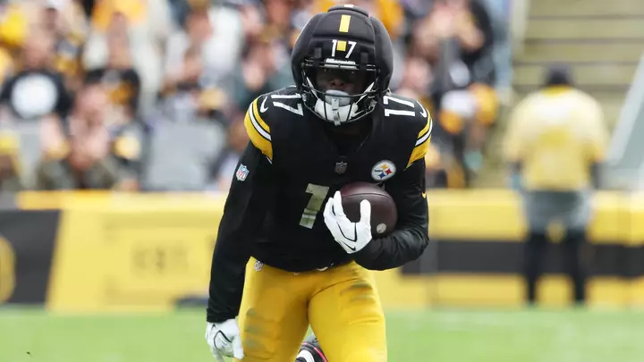 Jamey Eisenberg's Week 6 Fantasy stock watch: Germie Bernard breaks out, Jameis Winston melts down
