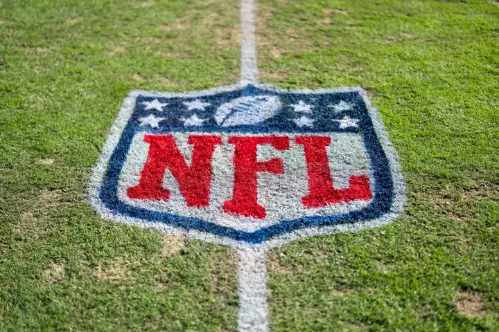 2 NFC Teams Expected to Make 'Real Noise' Before Trade Deadline