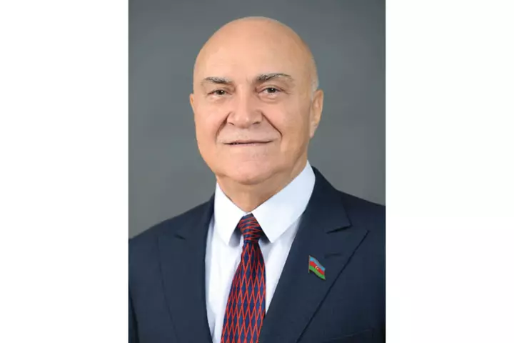 President Ilham Aliyev awards Valeh Alasgarov with "Sharaf" Order