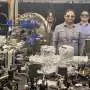 A hidden rivalry between two quantum states at the heart of superconductors